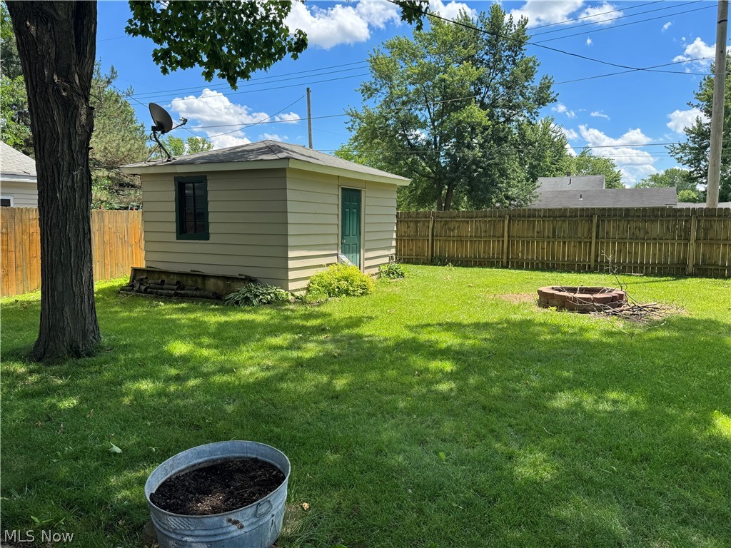410 Louisiana Avenue Elyria OH 44035