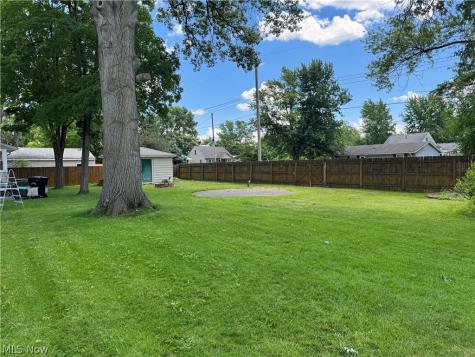 410 Louisiana Avenue Elyria OH 44035