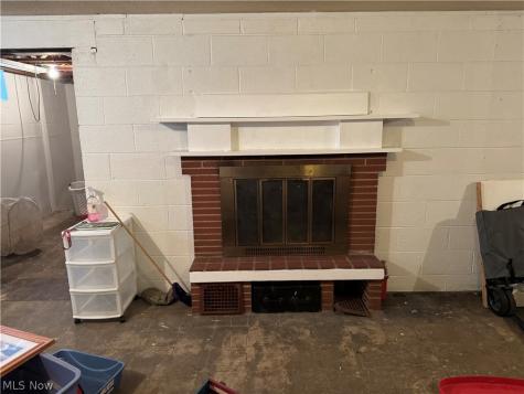 410 Louisiana Avenue Elyria OH 44035