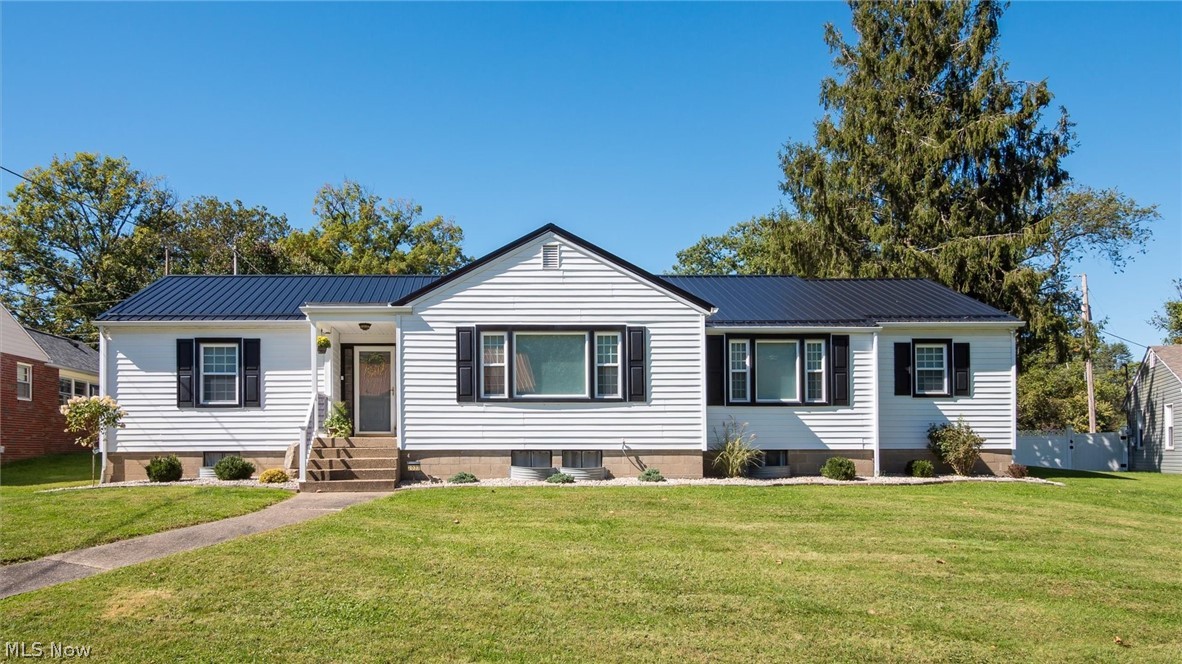 2033 Normandy Circle Zanesville OH 43701
