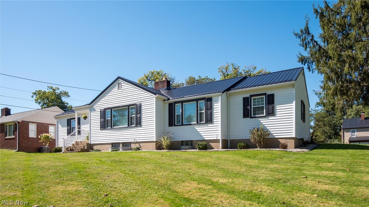 2033 Normandy Circle Zanesville OH 43701