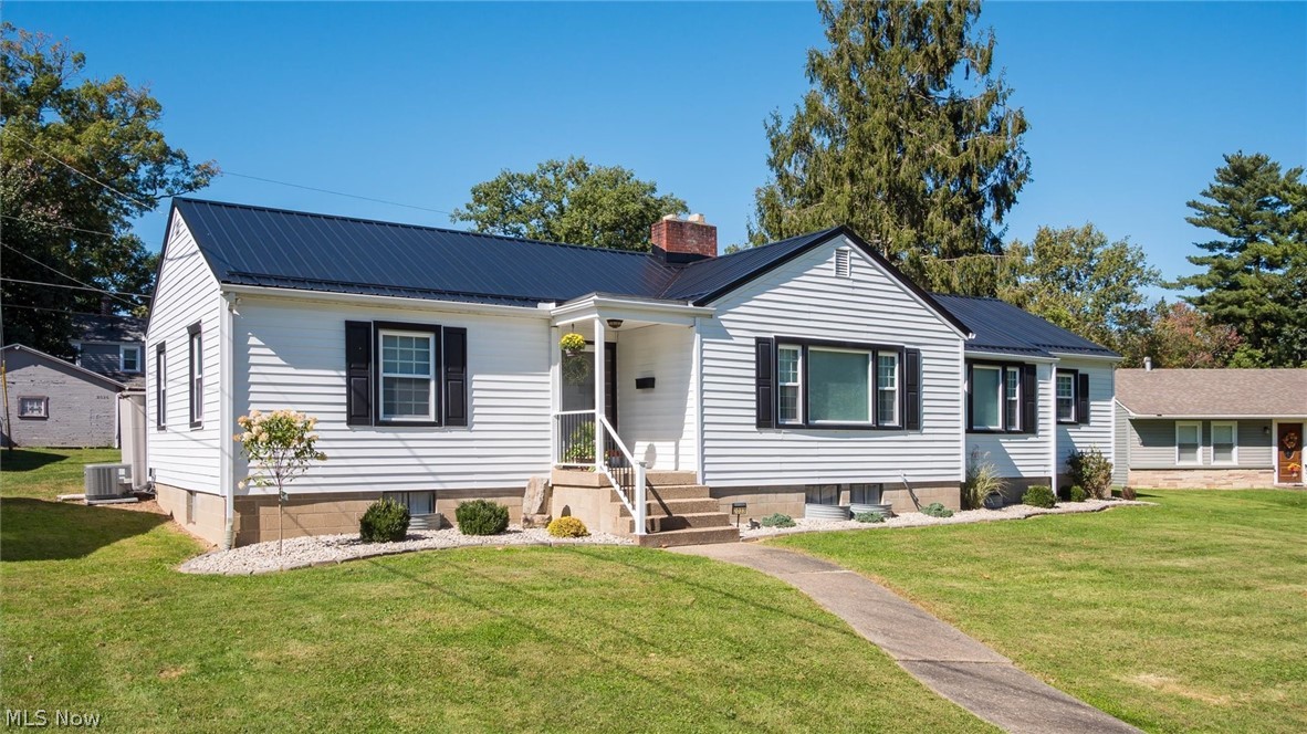 2033 Normandy Circle Zanesville OH 43701