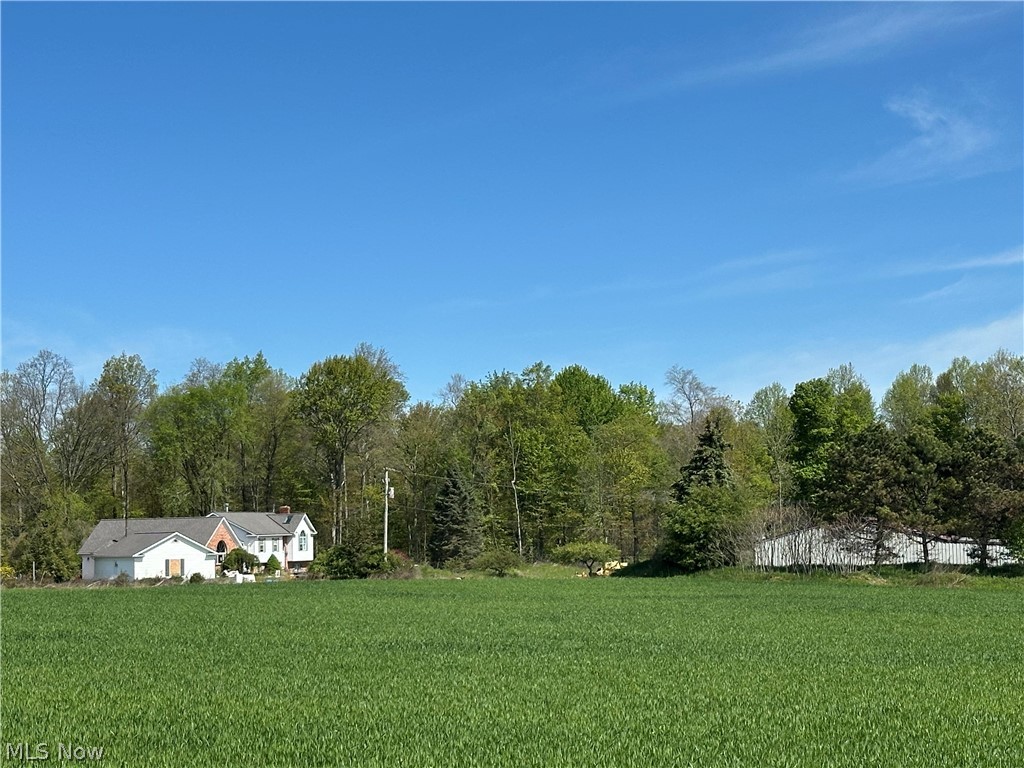 13576 Hale Road Burton OH 44021