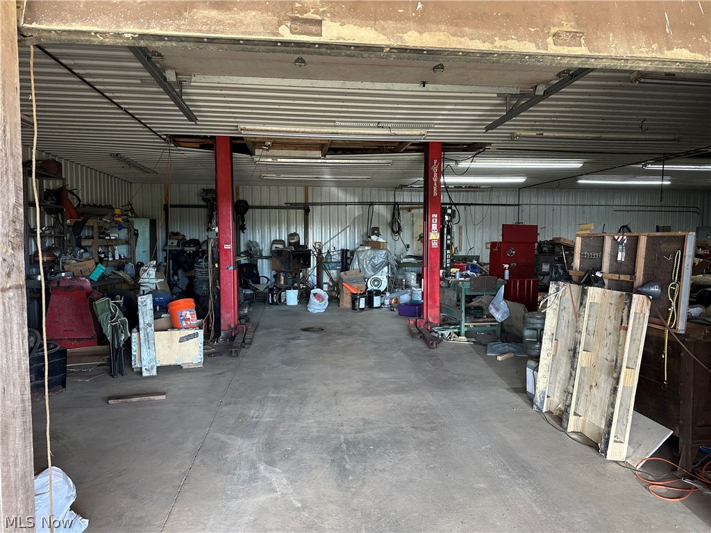 13576 Hale Road Burton OH 44021