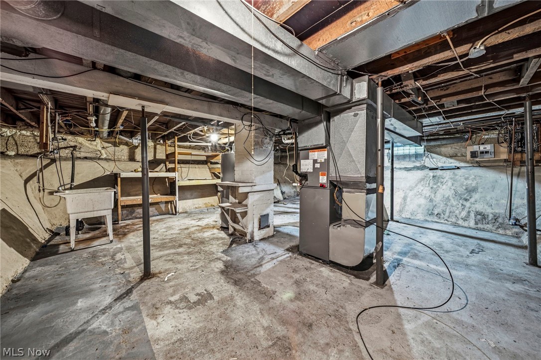 3599 Center Road Perry OH 44081