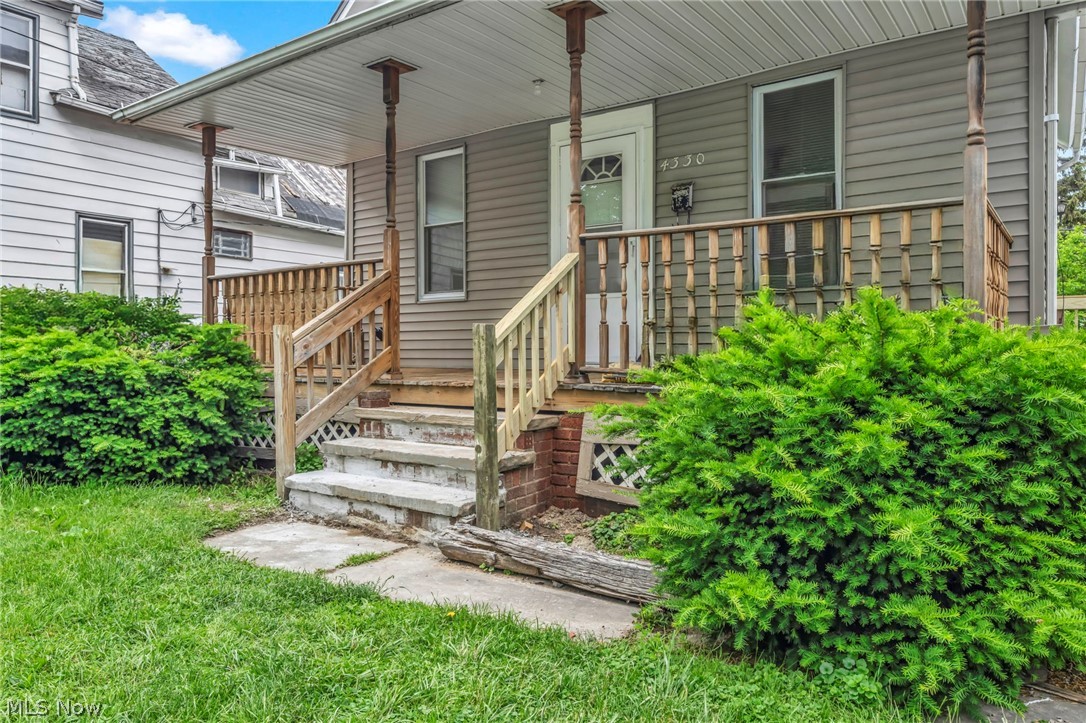 4330 Marvin Avenue Cleveland OH 44109