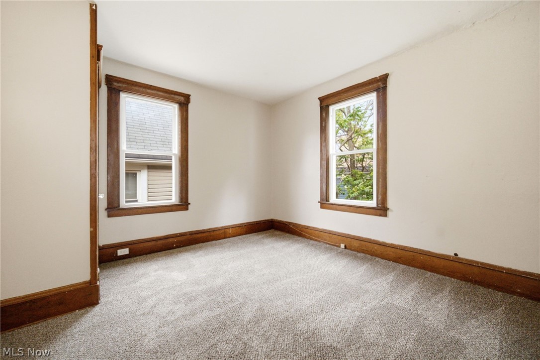 433 3rd Street Elyria OH 44035