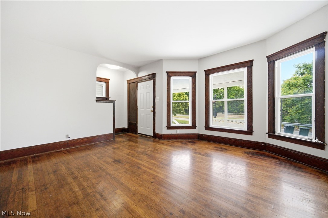 433 3rd Street Elyria OH 44035