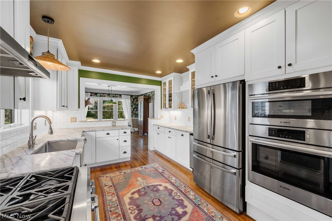 1486 Lewis Drive Lakewood OH 44107