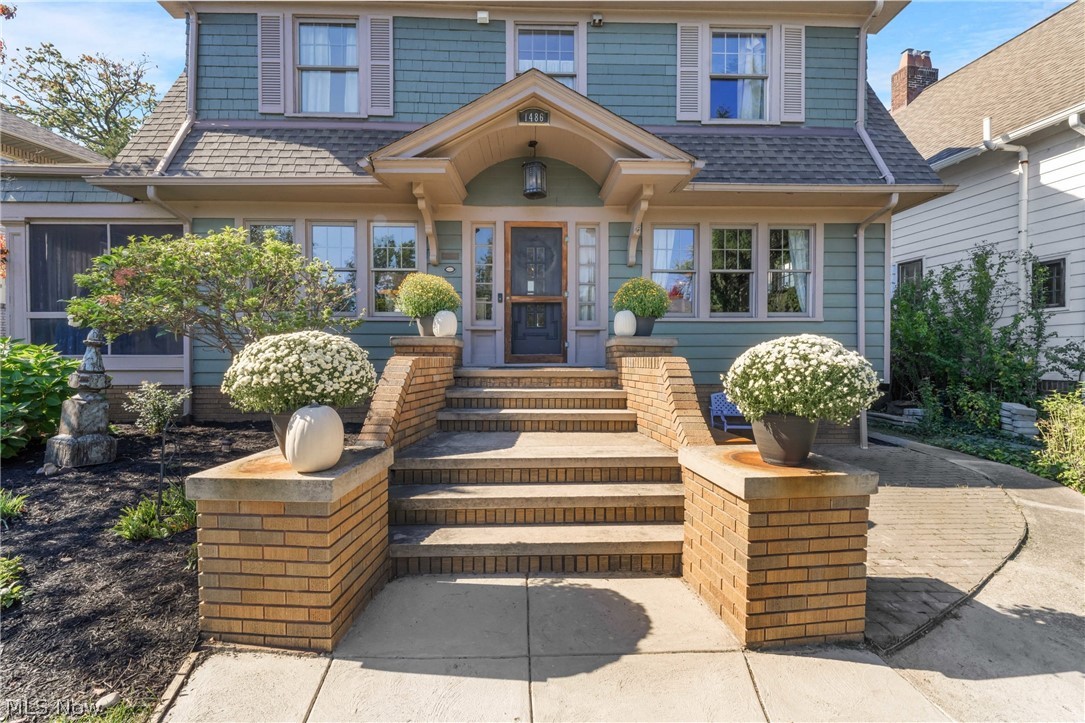 1486 Lewis Drive Lakewood OH 44107