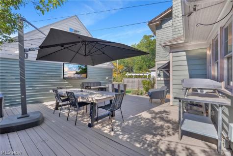 1486 Lewis Drive Lakewood OH 44107