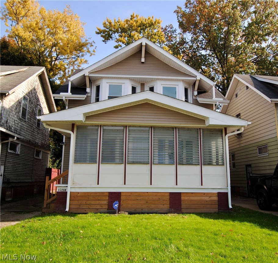 15208 Elderwood Avenue East Cleveland OH 44112