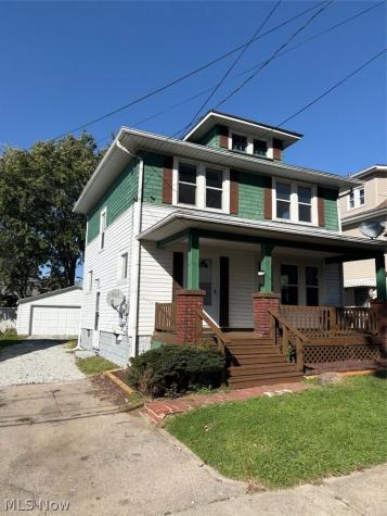 741 Iona Avenue Akron OH 44314