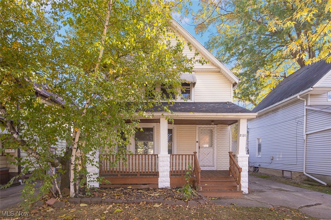 2135 W 103rd Street Cleveland OH 44102