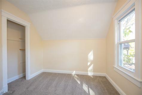 2135 W 103rd Street Cleveland OH 44102
