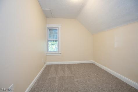 2135 W 103rd Street Cleveland OH 44102