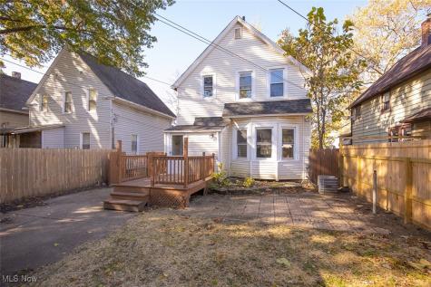 2135 W 103rd Street Cleveland OH 44102