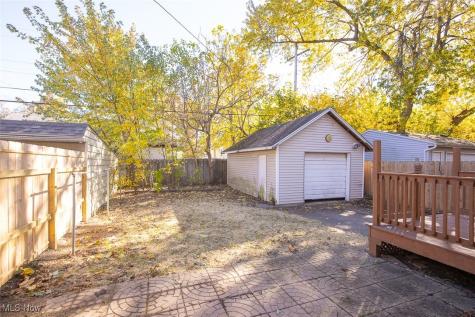 2135 W 103rd Street Cleveland OH 44102
