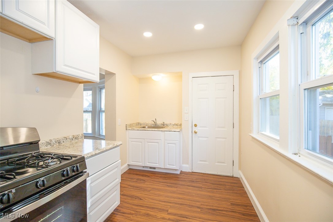 2135 W 103rd Street Cleveland OH 44102