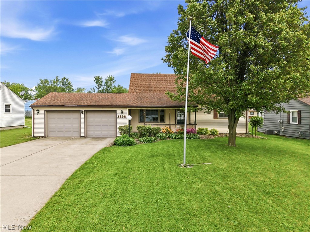 3898 New Road Austintown OH 44515