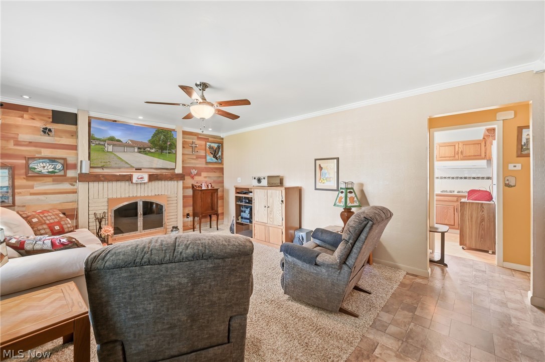 3898 New Road Austintown OH 44515