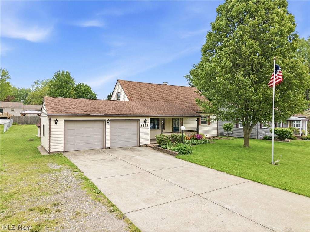 3898 New Road Austintown OH 44515
