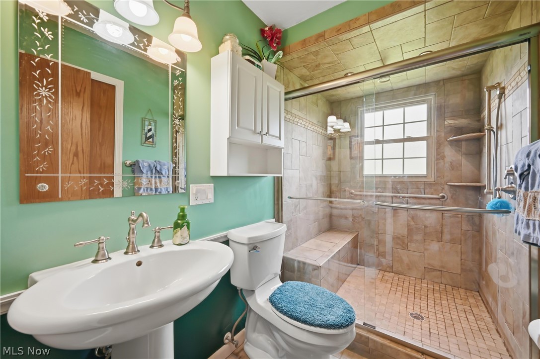 3898 New Road Austintown OH 44515