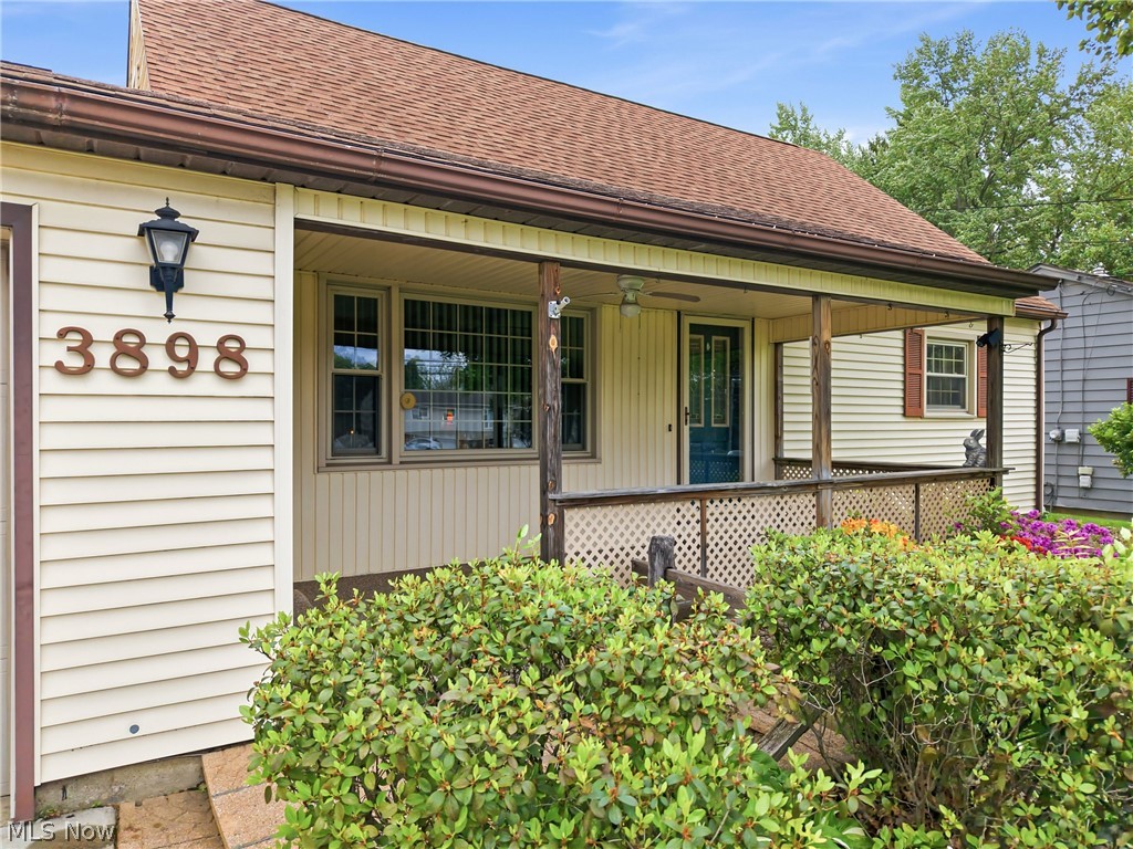3898 New Road Austintown OH 44515