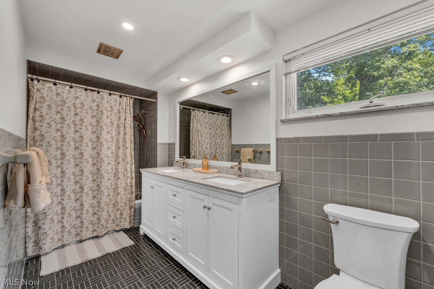 3585 Eldorado Drive Rocky River OH 44116