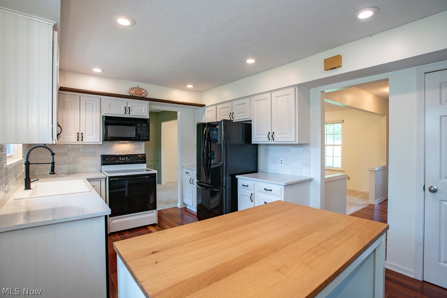 17178 Turkey Meadow Lane Strongsville OH 44136