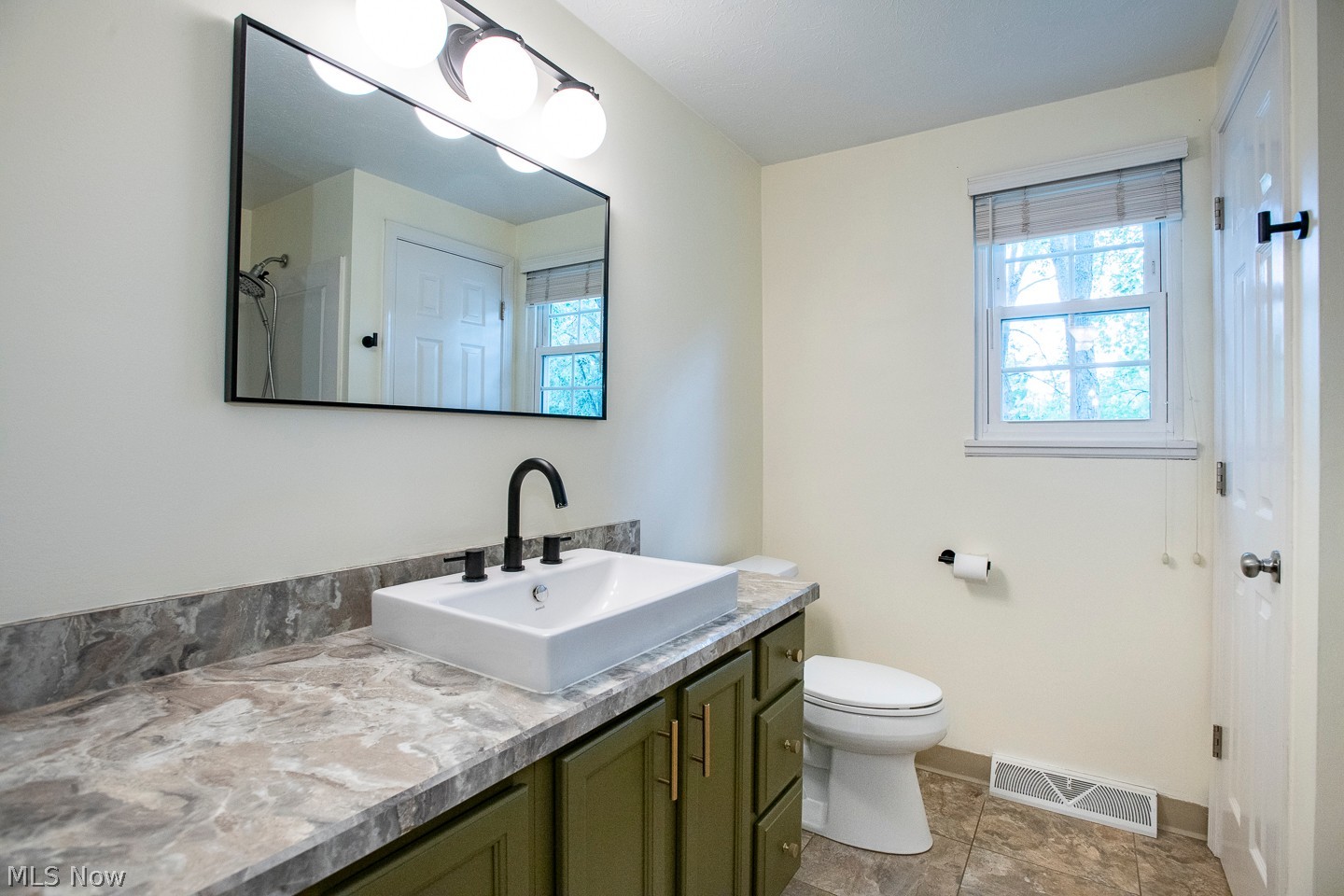 17178 Turkey Meadow Lane Strongsville OH 44136