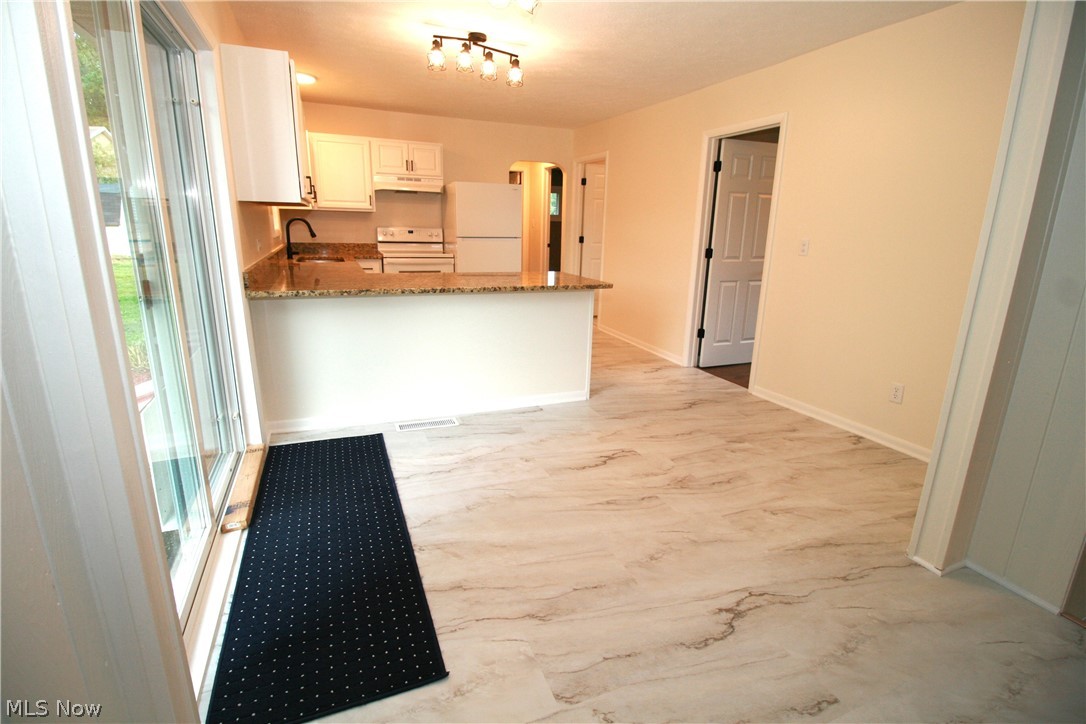 1971 Dennis Drive Green OH 44312