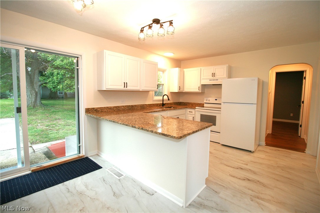 1971 Dennis Drive Green OH 44312