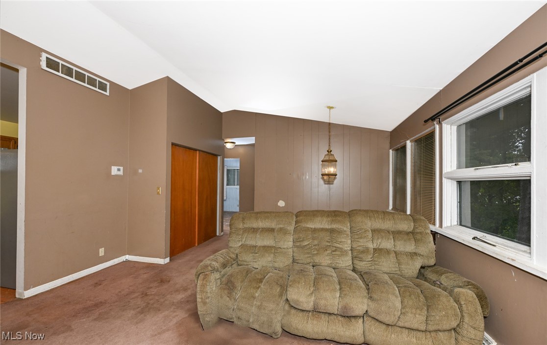 2784 Conway Street Akron OH 44314