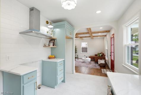2246 Herbruck Avenue Cuyahoga Falls OH 44223