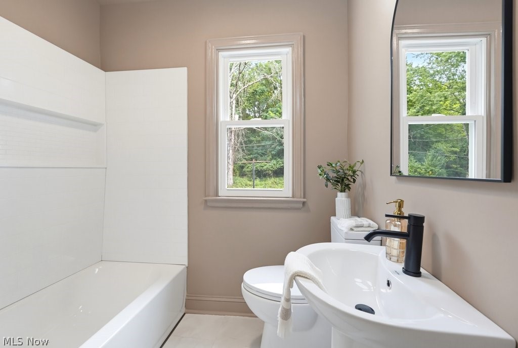 2246 Herbruck Avenue Cuyahoga Falls OH 44223