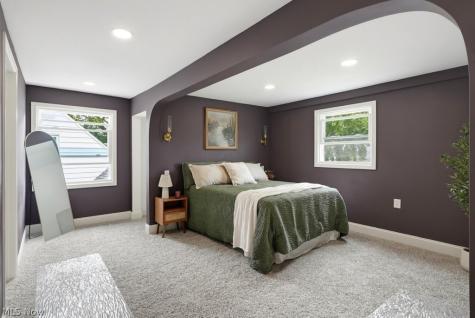 2246 Herbruck Avenue Cuyahoga Falls OH 44223