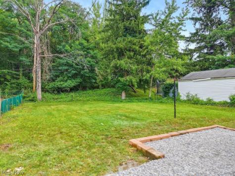 2246 Herbruck Avenue Cuyahoga Falls OH 44223