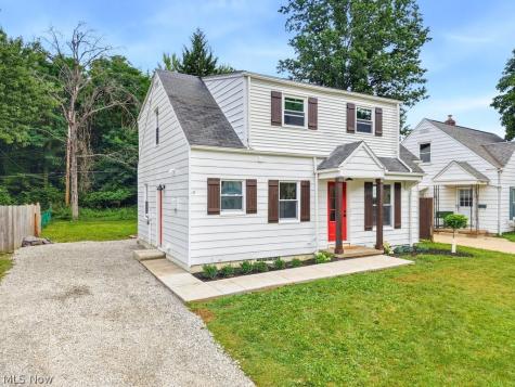 2246 Herbruck Avenue Cuyahoga Falls OH 44223