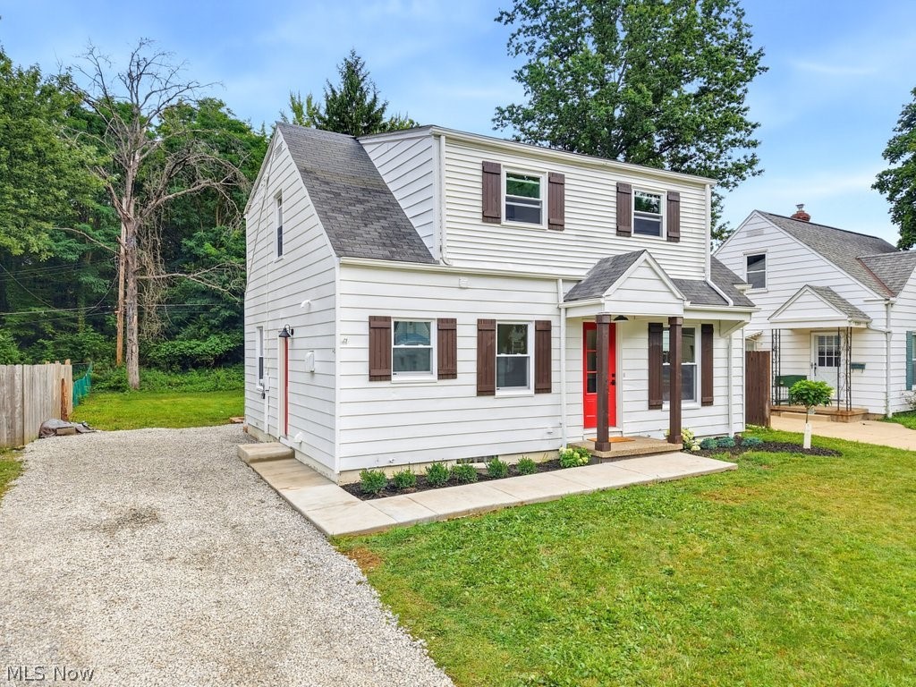2246 Herbruck Avenue Cuyahoga Falls OH 44223