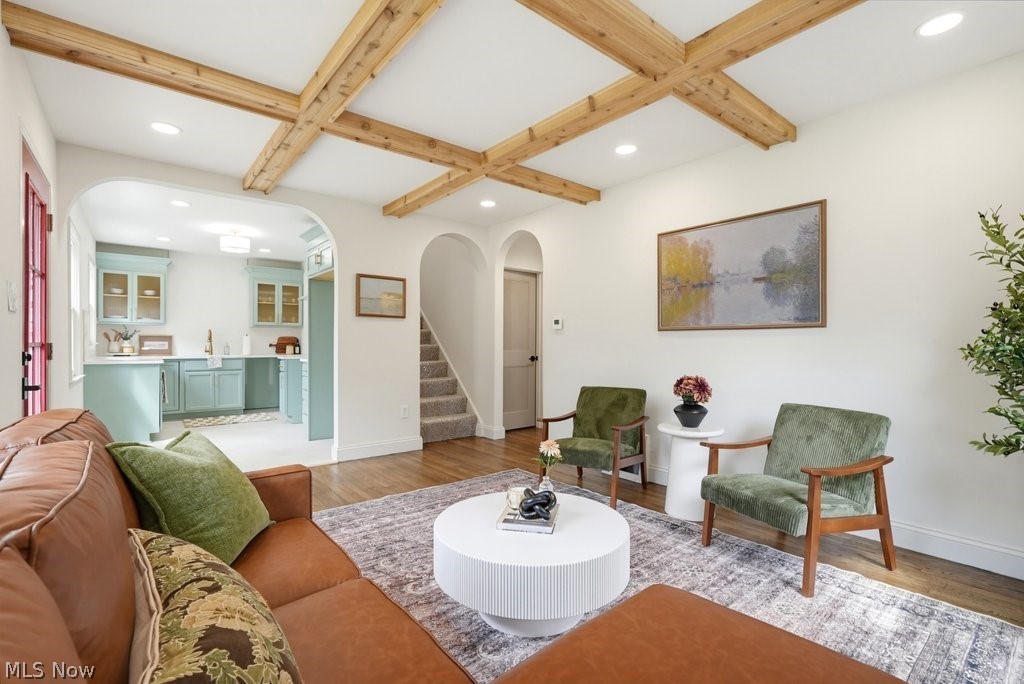 2246 Herbruck Avenue Cuyahoga Falls OH 44223