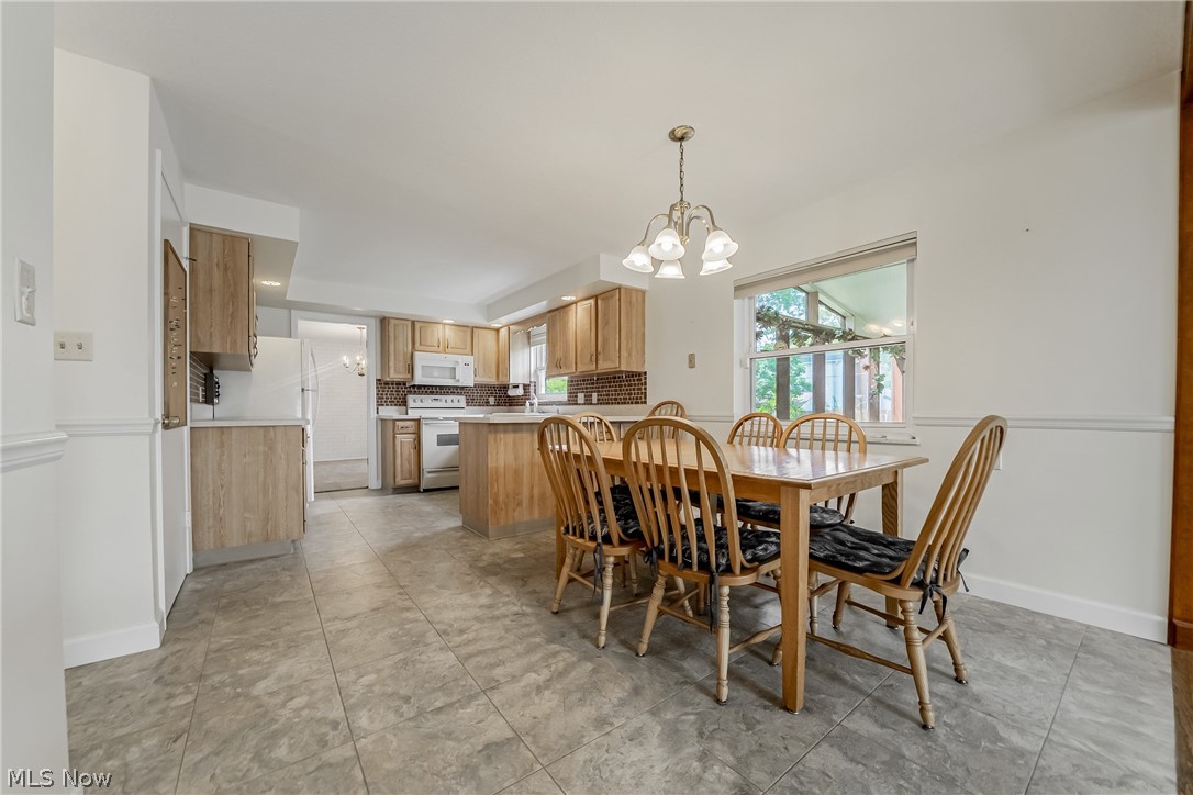 9474 Stoney Creek Lane Parma Heights OH 44130