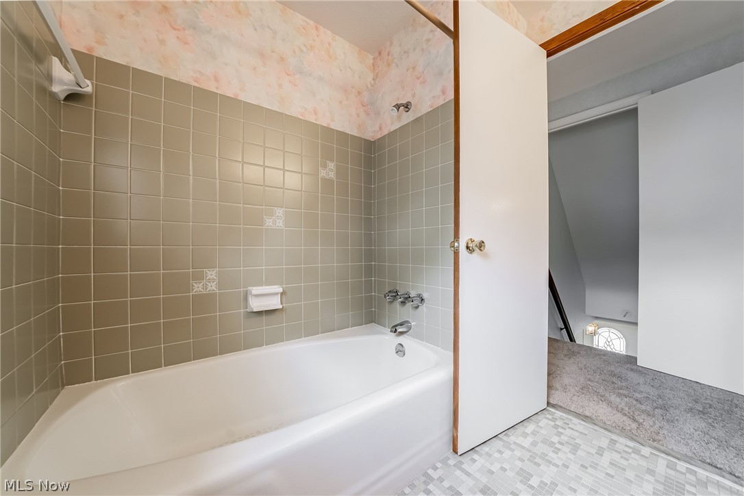 9474 Stoney Creek Lane Parma Heights OH 44130