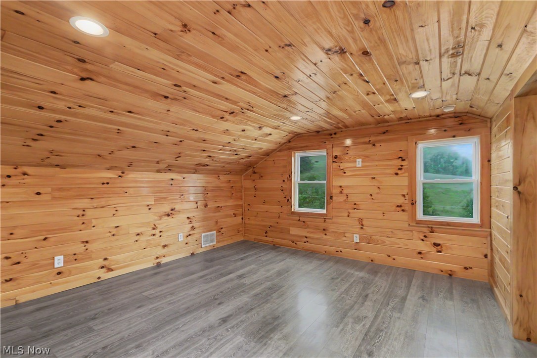 552 County Road 2575 Loudonville OH 44842