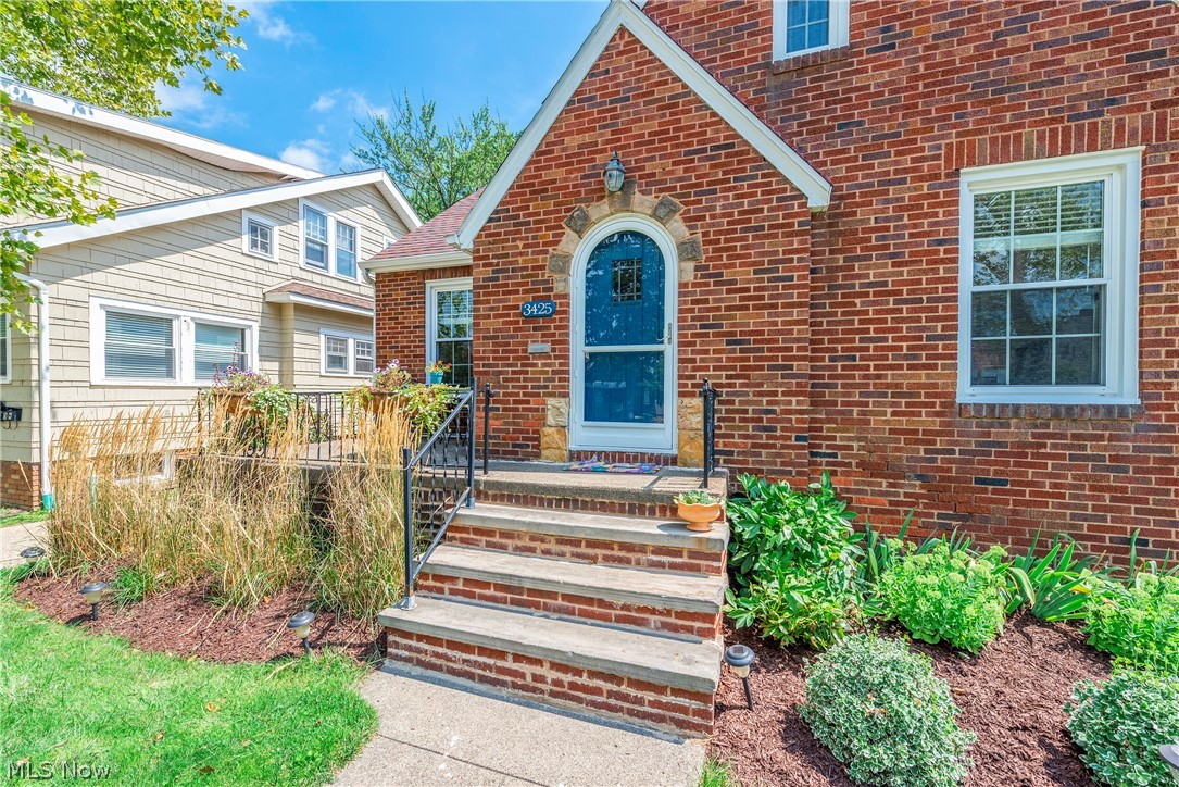 3425 W 159th Street Cleveland OH 44111