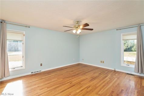 1172 Berwick Lane South Euclid OH 44121
