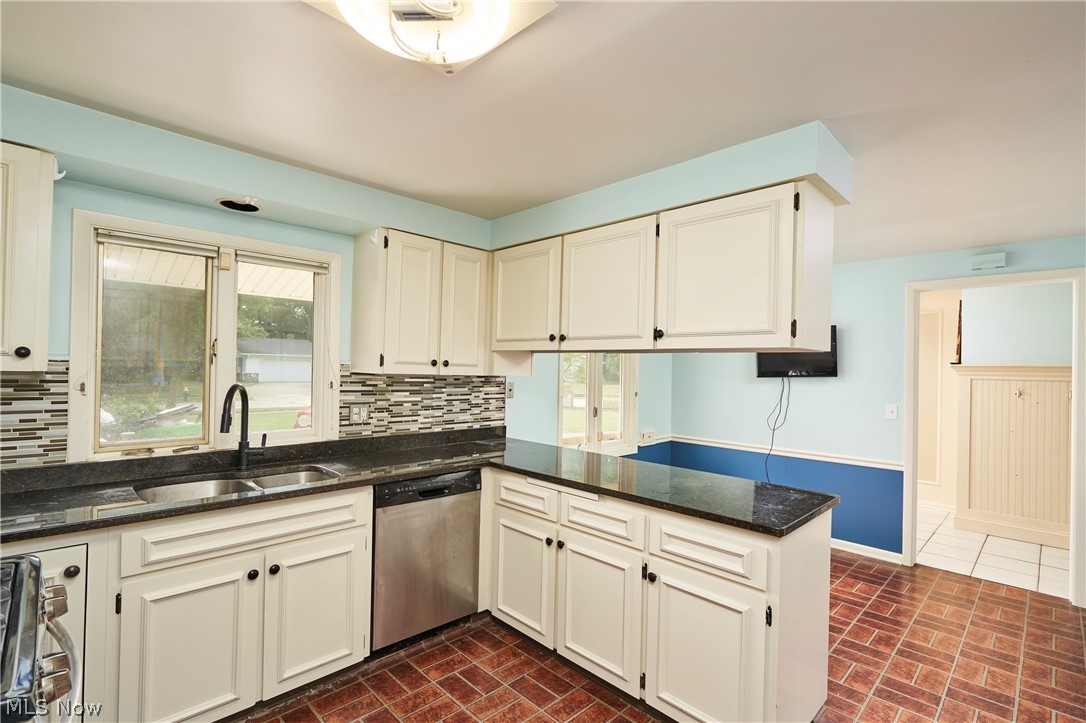 1172 Berwick Lane South Euclid OH 44121