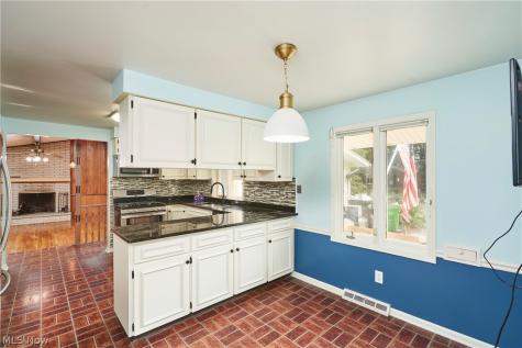 1172 Berwick Lane South Euclid OH 44121