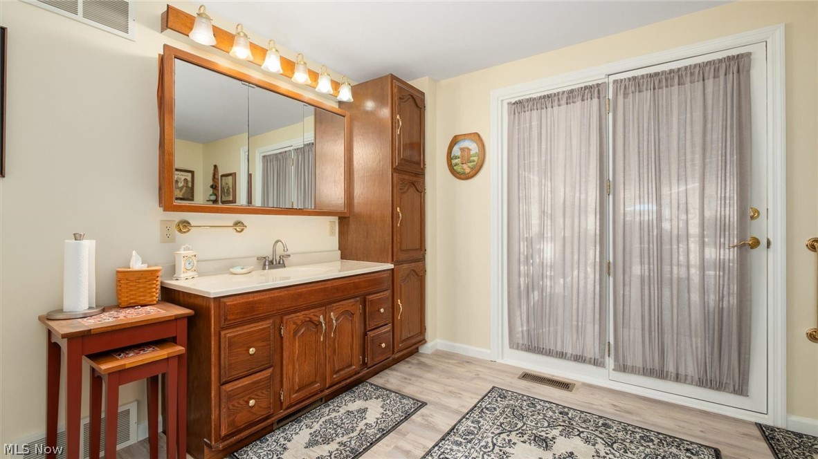 2015 Russell Drive Zanesville OH 43701