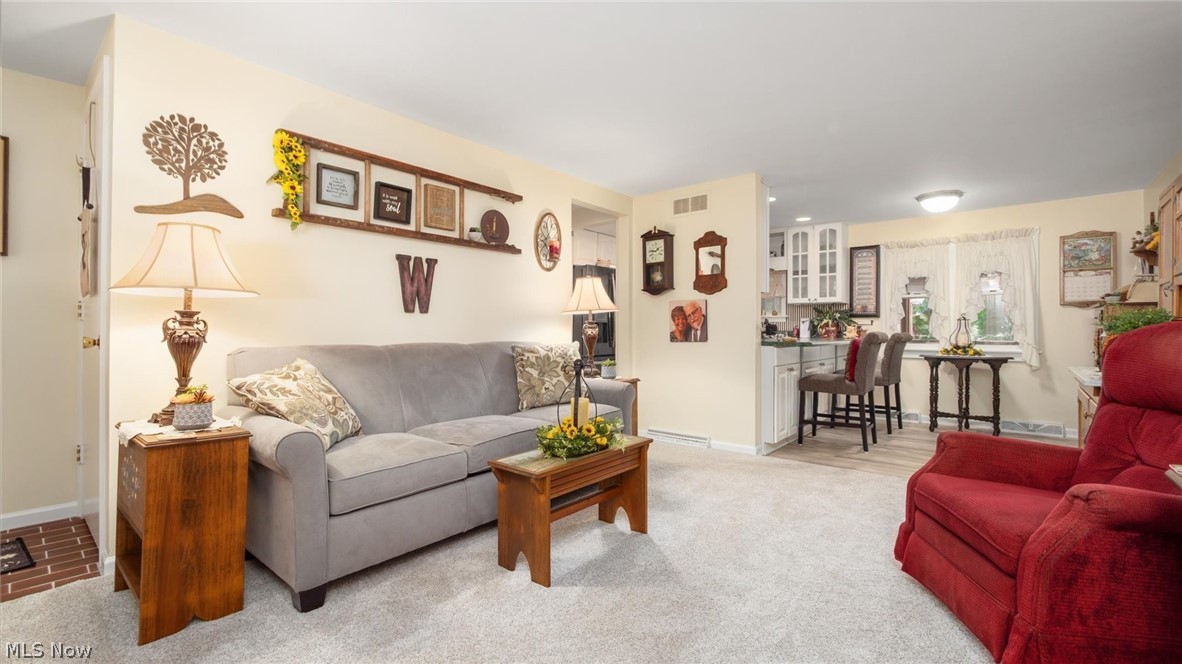 2015 Russell Drive Zanesville OH 43701